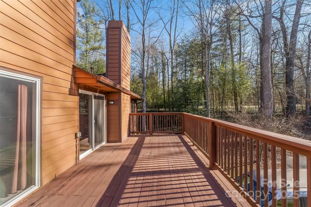 39 Oak Court, Fletcher, NC 28732