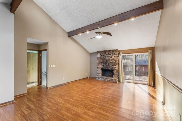 39 Oak Court, Fletcher, NC 28732