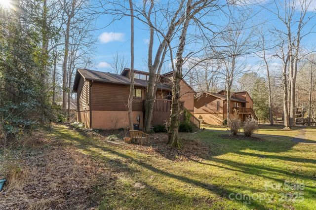 39 Oak Court, Fletcher, NC 28732