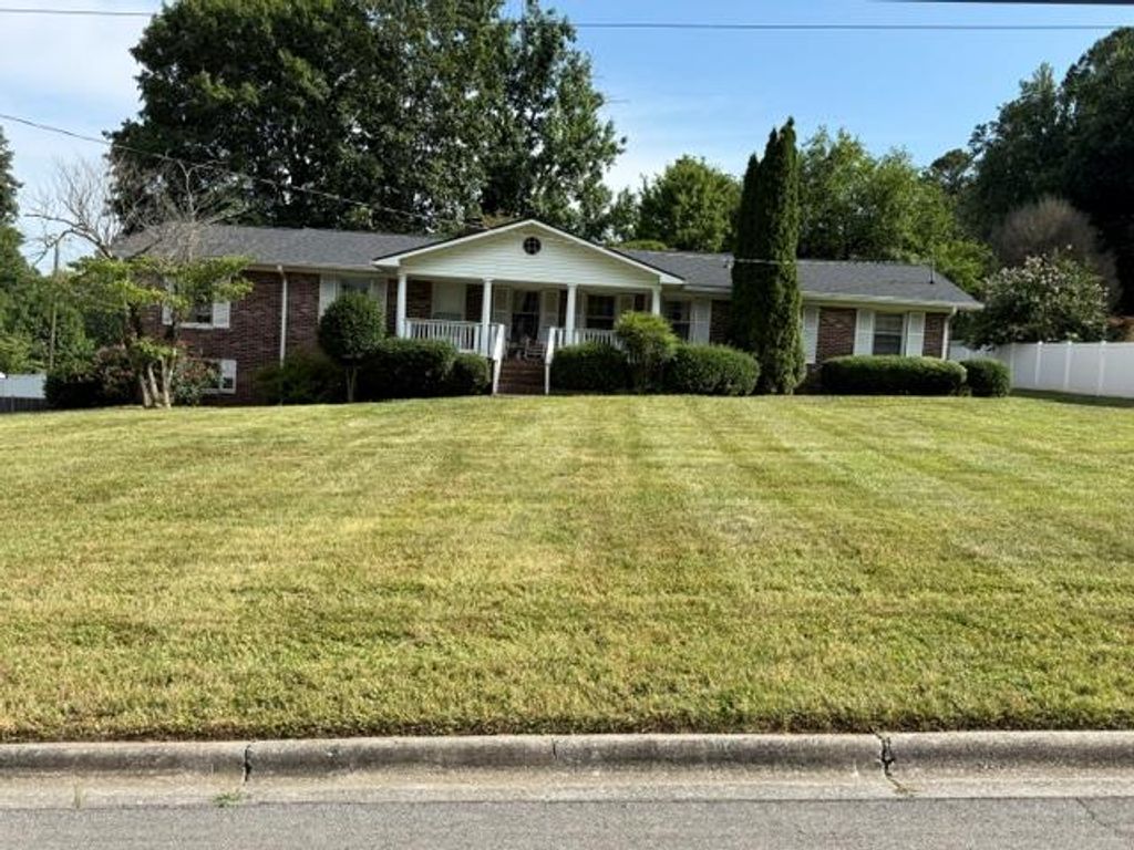 111 Lisa Lane, Dalton, GA 30720