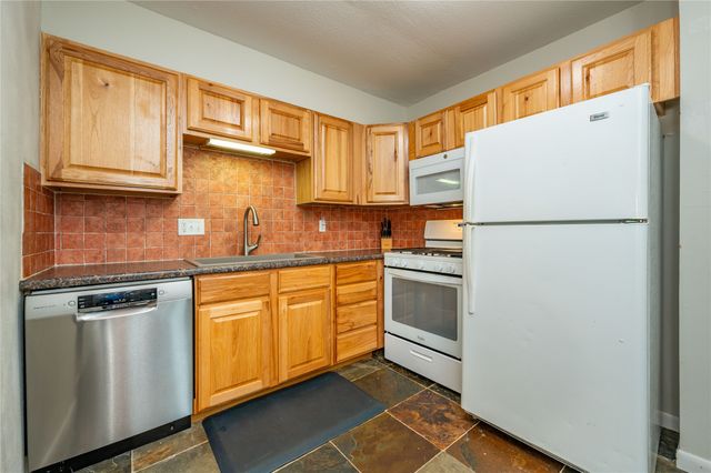 1129 Mason Avenue, Des Moines, IA 50315