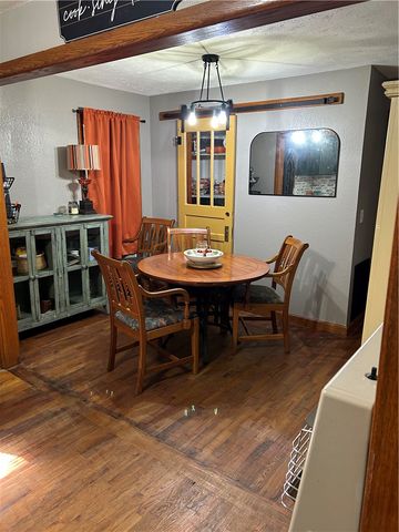 1206 N Diamond Boulevard, Diamond City, AR 72644