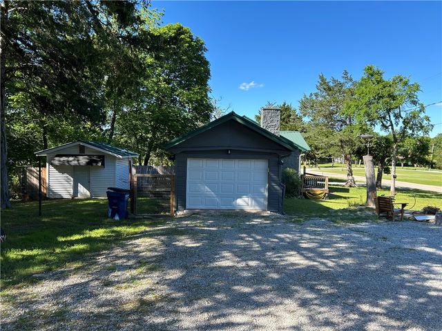 1206 N Diamond Boulevard, Diamond City, AR 72644
