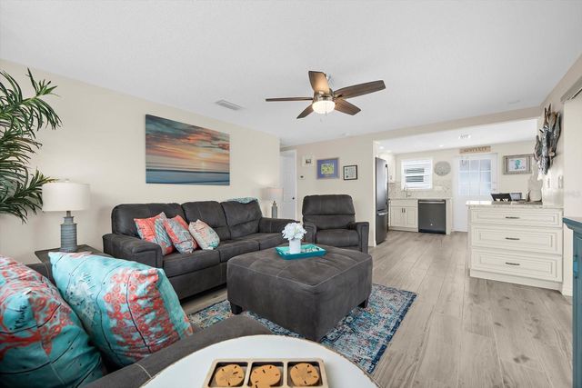 6154 MIDNIGHT PASS ROAD B1, Sarasota, FL 34242
