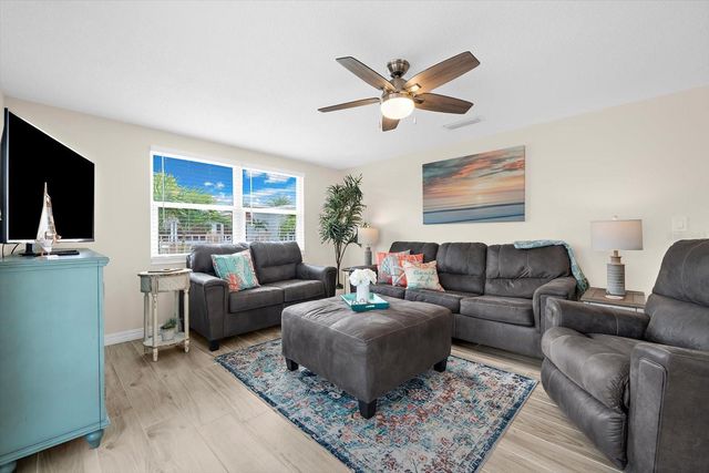 6154 MIDNIGHT PASS ROAD B1, Sarasota, FL 34242