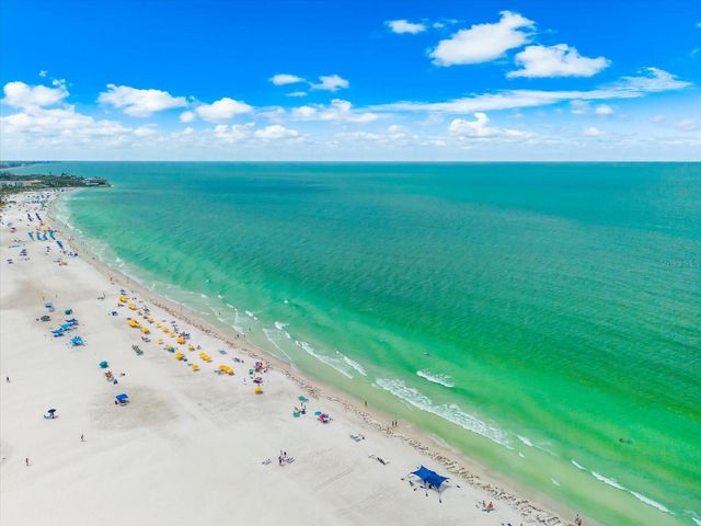 6154 MIDNIGHT PASS ROAD B1, Sarasota, FL 34242
