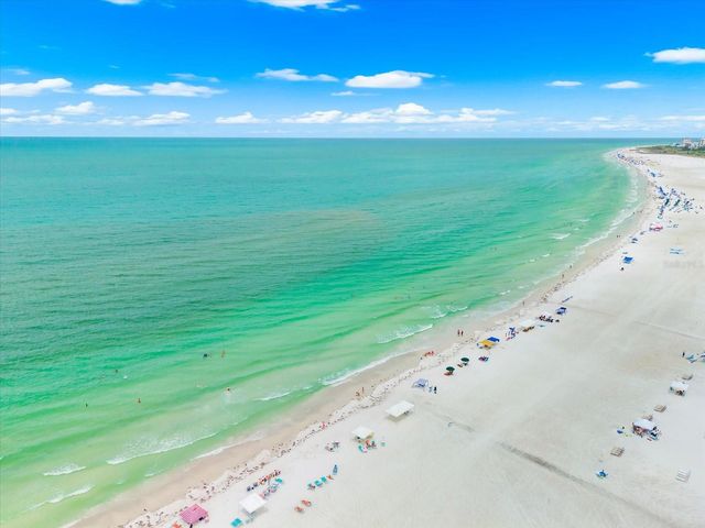 6154 MIDNIGHT PASS ROAD B1, Sarasota, FL 34242