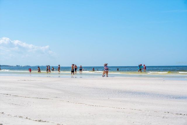 6154 MIDNIGHT PASS ROAD B1, Sarasota, FL 34242