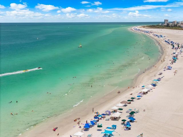 6154 MIDNIGHT PASS ROAD B1, Sarasota, FL 34242