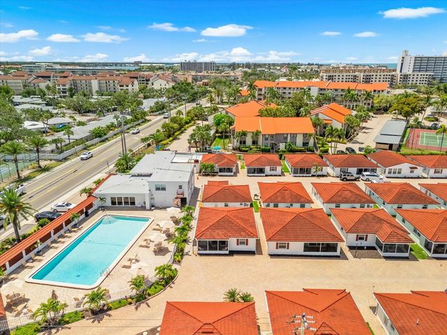 6154 MIDNIGHT PASS ROAD B1, Sarasota, FL 34242