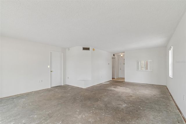 1900 68TH STREET N 210, St Petersburg, FL 33710
