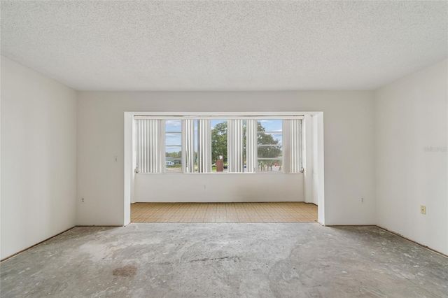 1900 68TH STREET N 210, St Petersburg, FL 33710