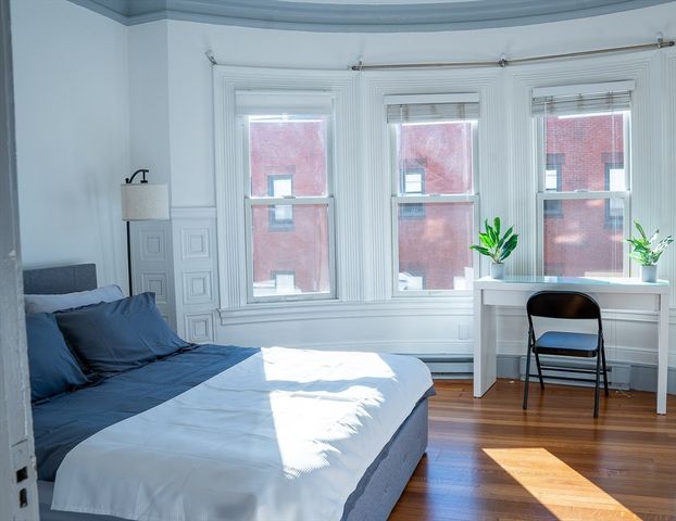 857 Beacon 41, Boston, MA 02215