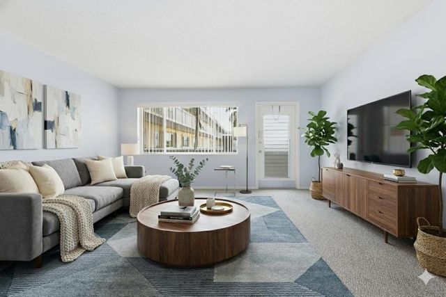 100 Doolen Court 203, North Palm Beach, FL 33408