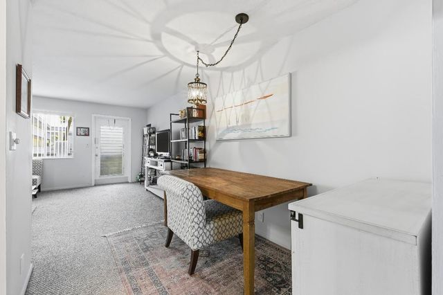 100 Doolen Court 203, North Palm Beach, FL 33408