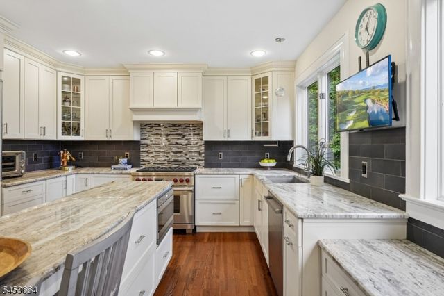 6 Edgehill Rd, West Orange Twp., NJ 07052
