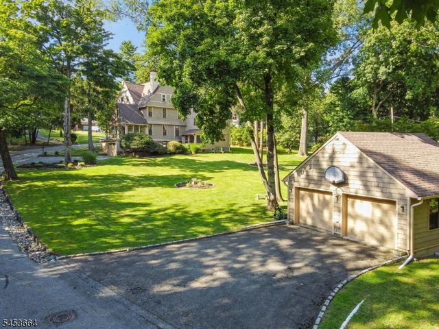 6 Edgehill Rd, West Orange Twp., NJ 07052