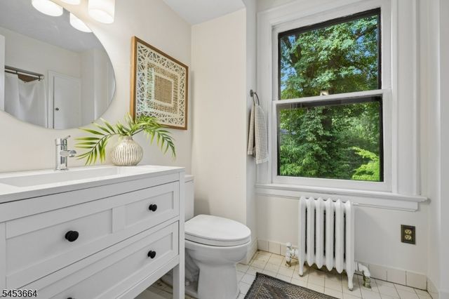 6 Edgehill Rd, West Orange Twp., NJ 07052