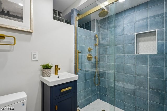 6 Edgehill Rd, West Orange Twp., NJ 07052