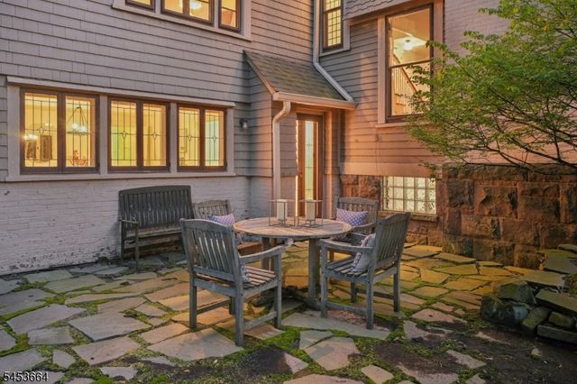 6 Edgehill Rd, West Orange Twp., NJ 07052