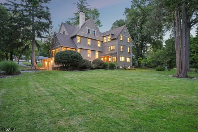 6 Edgehill Rd, West Orange Twp., NJ 07052