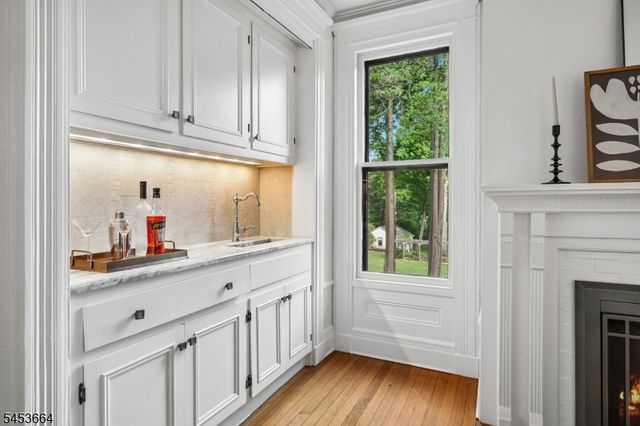 6 Edgehill Rd, West Orange Twp., NJ 07052
