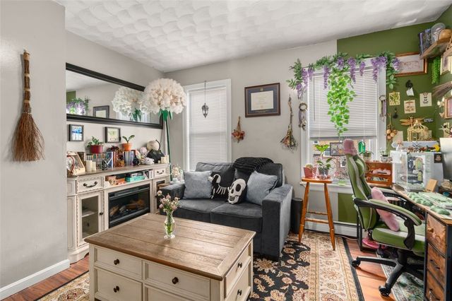 394 Blackstone Street, Providence, RI 02907