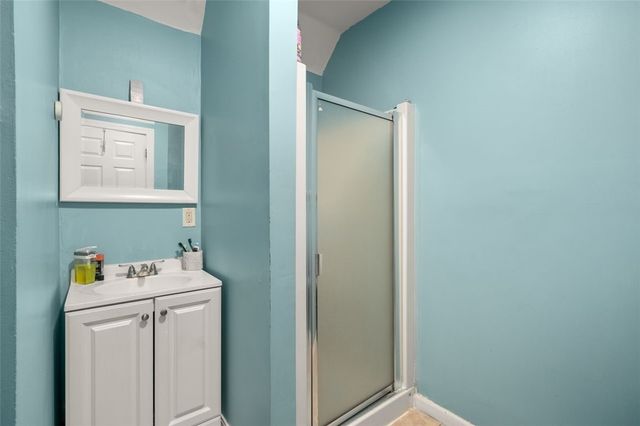 394 Blackstone Street, Providence, RI 02907