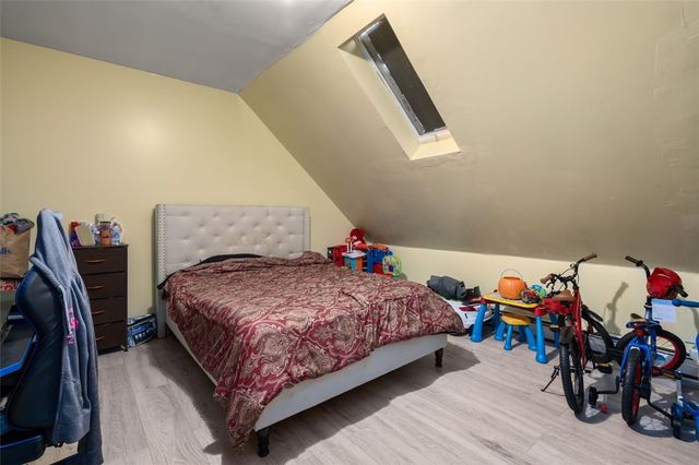 394 Blackstone Street, Providence, RI 02907