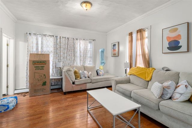 394 Blackstone Street, Providence, RI 02907