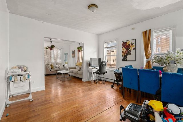 394 Blackstone Street, Providence, RI 02907