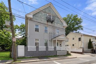 394 Blackstone Street, Providence, RI 02907