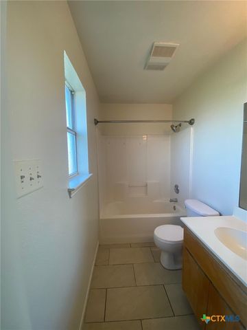 103 Castellon Court B, Killeen, TX 76542
