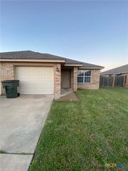 103 Castellon Court B, Killeen, TX 76542