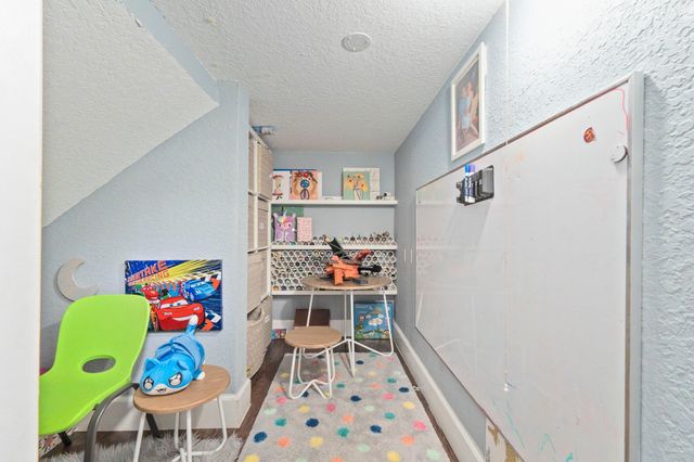 960 NW Leonardo Circle, Port St Lucie, FL 34986