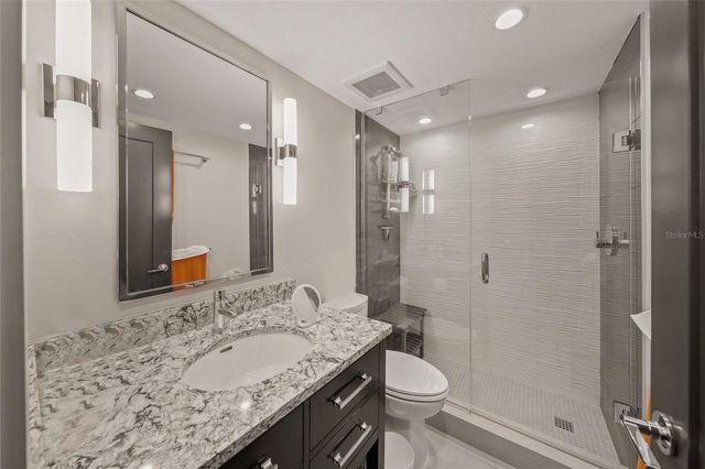 5750 MIDNIGHT PASS ROAD 704E, Sarasota, FL 34242