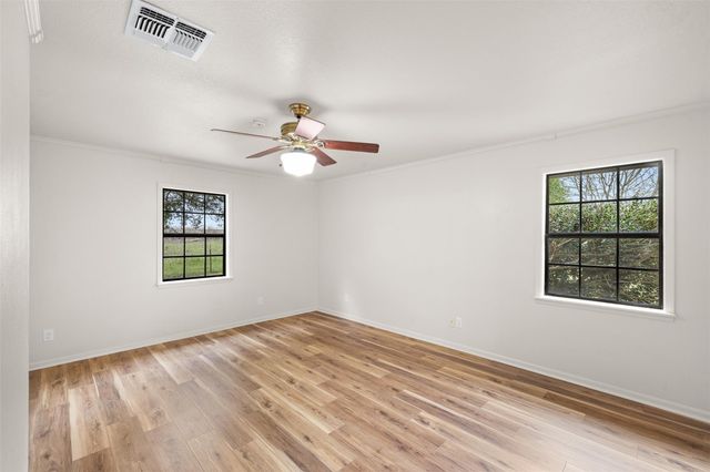 1031 Mcelroy Lane, New Ulm, TX 78950