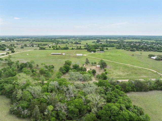 1031 Mcelroy Lane, New Ulm, TX 78950