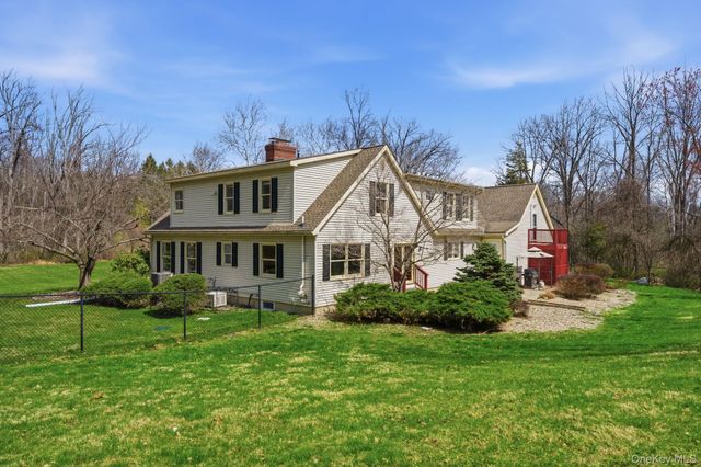 83 Onderdonk Road, Warwick, NY 10990