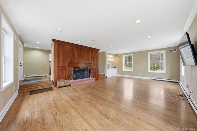 83 Onderdonk Road, Warwick, NY 10990