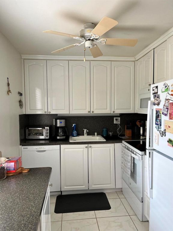 358 Burgundy H, Delray Beach, FL 33484
