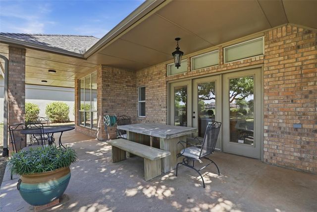 15905 Traditions Boulevard, Edmond, OK 73013