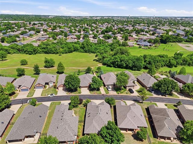15905 Traditions Boulevard, Edmond, OK 73013