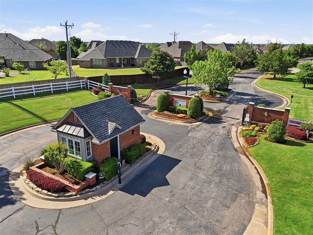 15905 Traditions Boulevard, Edmond, OK 73013