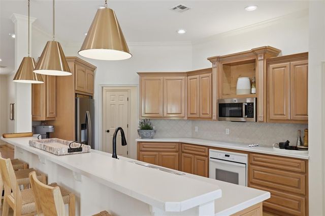 15905 Traditions Boulevard, Edmond, OK 73013
