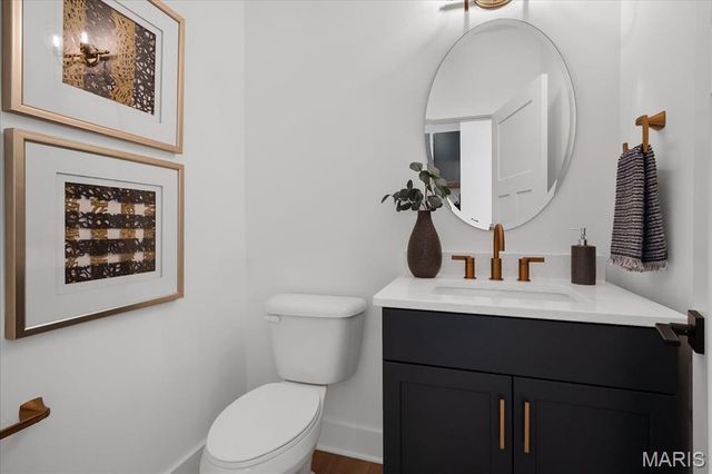 2904 Collier Avenue, Brentwood, MO 63144