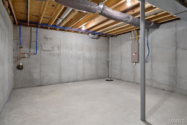 2904 Collier Avenue, Brentwood, MO 63144