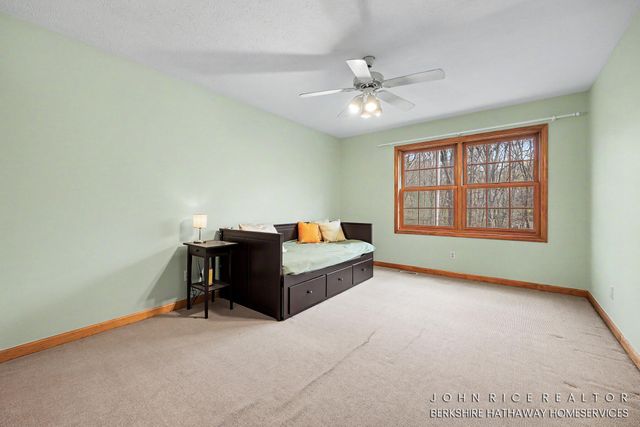 10690 Bennett Street SE, Lowell, MI 49331