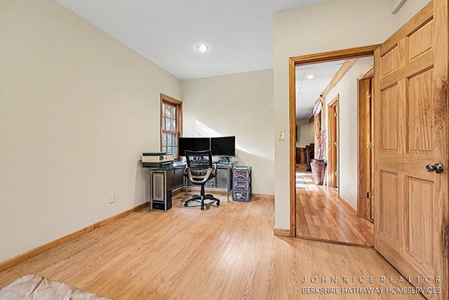 10690 Bennett Street SE, Lowell, MI 49331