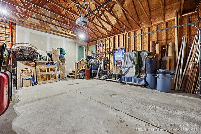 10690 Bennett Street SE, Lowell, MI 49331